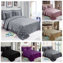 Load image into Gallery viewer, 5 Pieces Luxury Crushed velvet Bedspread Quilted Comforter Bedding Set & Cushion