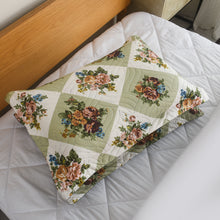 Load image into Gallery viewer, 3 Piece Luxury Quilted Bedspread &amp; Pillow Shams Set | Double King Throw Comforter Design 134