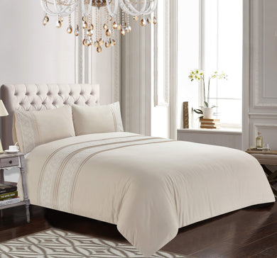 Charlotte – Floral Embroidered Duvet Cover Set with Pillowcases (All Sizes)