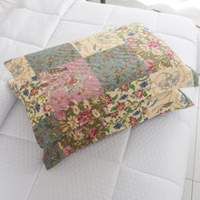 Load image into Gallery viewer, 3 Piece Luxury Quilted Bedspread &amp; Pillow Shams Set | Double King Throw Comforter Design 132