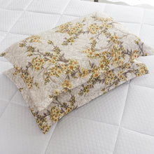 Load image into Gallery viewer, 3 Piece Luxury Quilted Bedspread &amp; Pillow Shams Set | Double King Throw Comforter Design 137