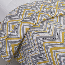 Load image into Gallery viewer, 3 Piece Luxury Quilted Bedspread &amp; Pillow Shams Set | Double King Throw Comforter Design 135