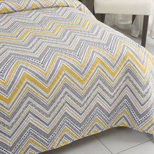 Load image into Gallery viewer, 3 Piece Luxury Quilted Bedspread &amp; Pillow Shams Set | Double King Throw Comforter Design 135