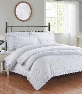 Gabrielle Duvet Cover Set – Delicate Floral Embroidery with Pillowcases (All Sizes)