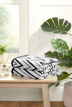 Load image into Gallery viewer, Premium Chevron Weave 100% Cotton Face, Hand, Bath Towels &amp; Bath Sheets – Available in Packs of 2, 4, 10 &amp; 6-Piece Set
