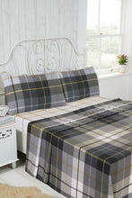 Load image into Gallery viewer, All-Season 4 PCS Comfort Brushed Cotton Bedding Set – Multiple Sizes