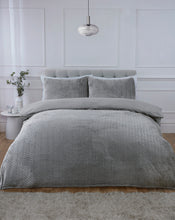 Load image into Gallery viewer, Modern Chevron Teddy Fleece Duvet Cover with Pillowcase