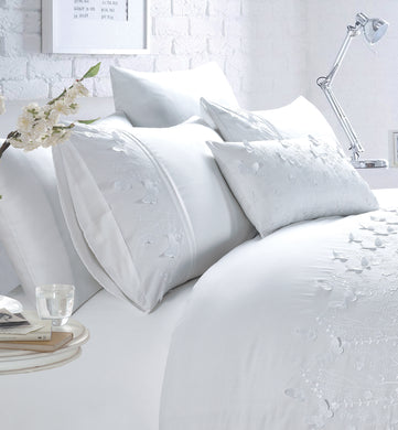 Papillon – Delicate Butterfly Embroidered Duvet Cover Set with Pillowcases (All Sizes)
