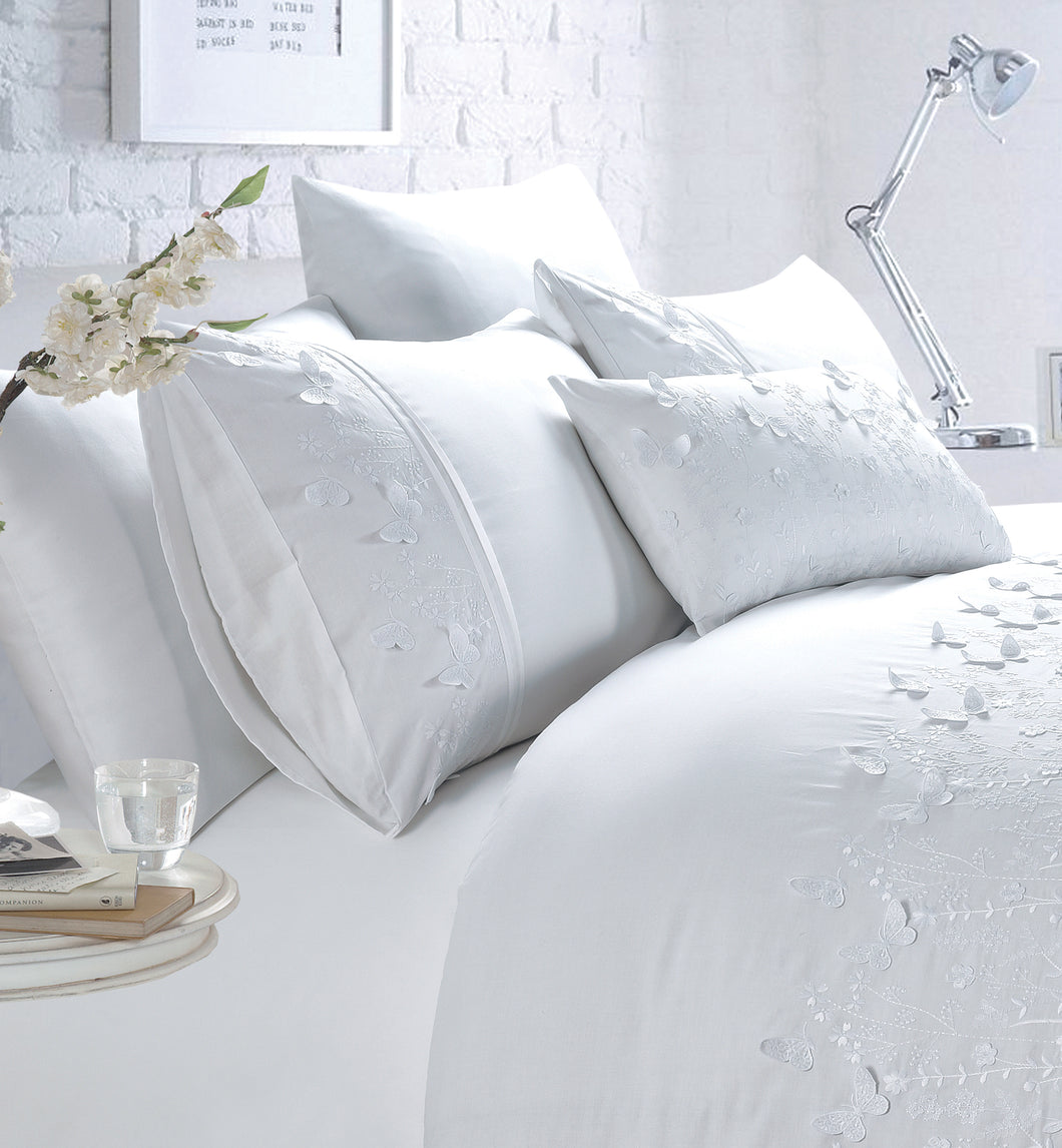 Papillon – Delicate Butterfly Embroidered Duvet Cover Set with Pillowcases (All Sizes)