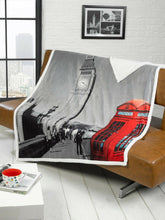 Load image into Gallery viewer, Luxury Sherpa Faux Fur Throw Fleece Blanket Sofa Bed Union Jack Skyline Animals